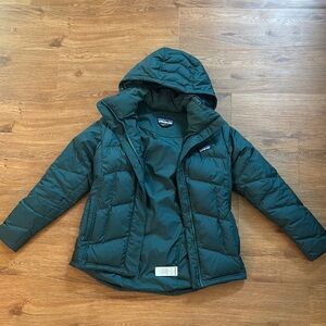 Patagonia Green Hooded Puffer Jacket